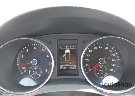 2010 Volkswagen Golf 2-Door z USA, uszkodzony, nr VIN WVWBB7AJ3AW260801